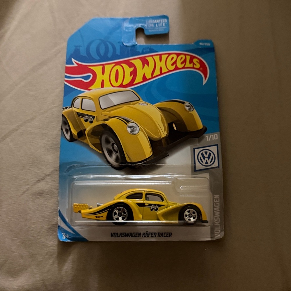 Hot Wheels Volkswagen Kafer Racer 1/10 Volkswagen 46/250 Mooneyes Diecast 1:64